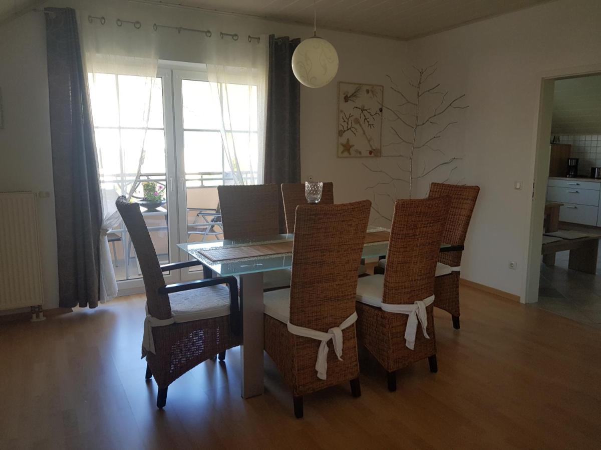 Ferienwohnung Toni Mit Balkon Und Garten Pemfling ภายนอก รูปภาพ