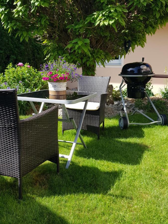 Ferienwohnung Toni Mit Balkon Und Garten Pemfling ภายนอก รูปภาพ