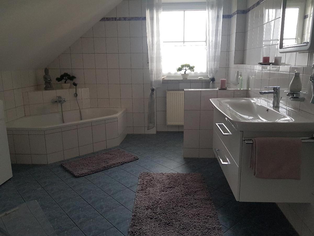 Ferienwohnung Toni Mit Balkon Und Garten Pemfling ภายนอก รูปภาพ